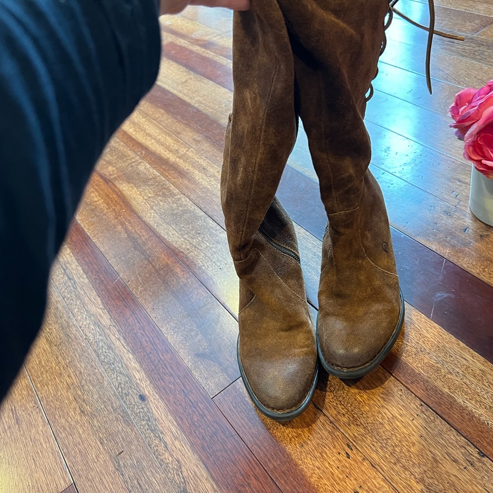 Born women’s size 8 knee-high boot.Real suede. Soft. Brown. Hardly worn.